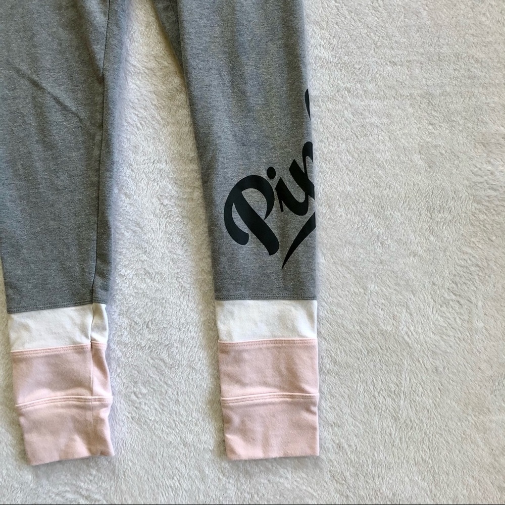 SOLD✖️Gray VSPINK Yoga Leggings | XS - Picture 3 of 6